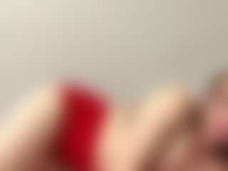 ElsaKisamore's Live Sex Cam Show