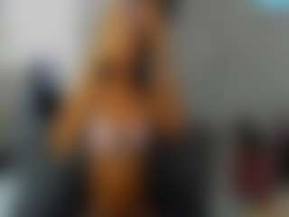 EmmaSweett04's Live Sex Cam Show