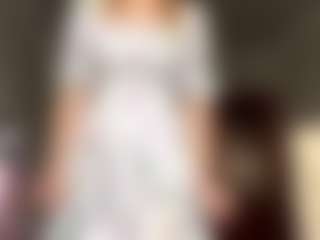 GlendaTrotty's Live Sex Cam Show