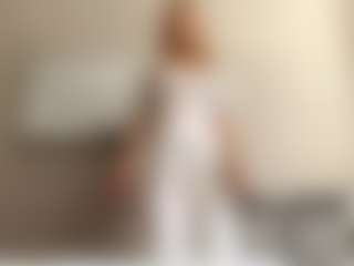 GlendaTrotty's Live Sex Cam Show