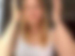 GlendaTrotty's Live Sex Cam Show