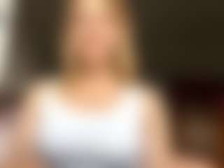 GlendaTrotty's Live Sex Cam Show