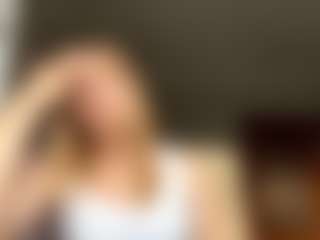 GlendaTrotty's Live Sex Cam Show