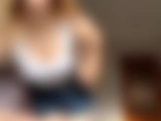 GlendaTrotty's Live Sex Cam Show