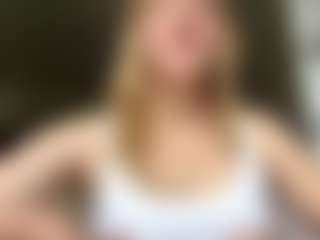 GlendaTrotty's Live Sex Cam Show