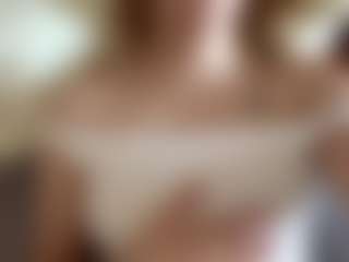 GlendaTrotty's Live Sex Cam Show