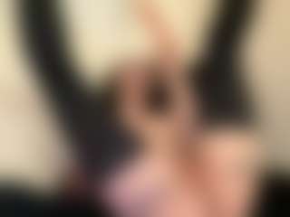 Live cam show with Bunny - Interracial on AdultVida.com