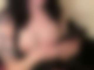 Live cam show with Bunny - Big Tits on Gym Cam Girls
