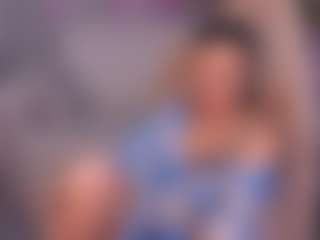 Jennie MILF webcam performer live streaming