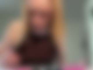 LeonaGoldermann's Live Sex Cam Show