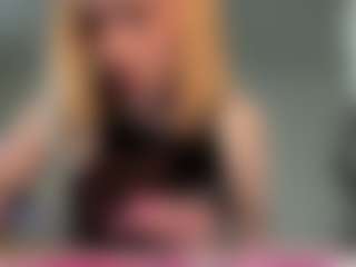 LeonaGoldermann's Live Sex Cam Show