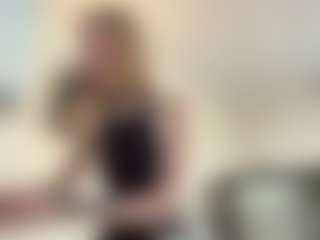 LeonaGoldermann's Live Sex Cam Show