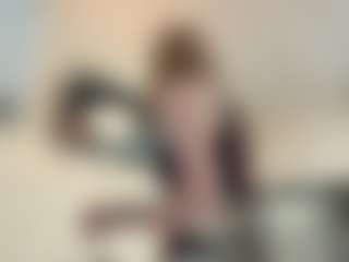 LeonaGoldermann's Live Sex Cam Show