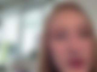 LeonaGoldermann's Live Sex Cam Show