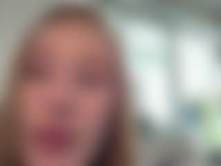 LeonaGoldermann's Live Sex Cam Show