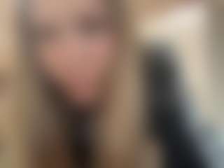 Live cam show with MelaineTosh - Nipple Piercings on Taboo Cams XXX