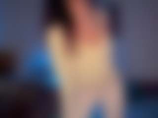 Live cam show with Alina - Big Ass on Dolls Live