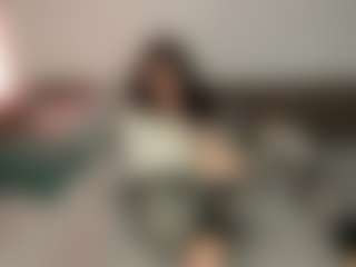 Live cam show with Alina - Average on nudelive.tv
