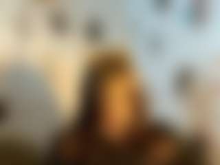 Live cam show with Anny - Shaved on Mixed Magazine Live
