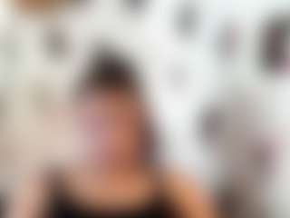 Live cam show with Anny - Average on madthumbs