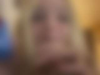 Spettacolo in cam dal vivo con Hanna - Black College su Camsoda