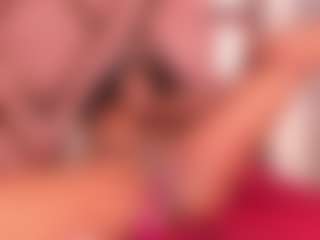 Live cam show with Alma-sweett - Camel Toe on slutload