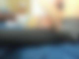 Live cam show with AmethystFoxx - Skinny on StripNow