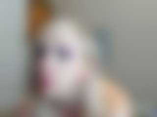 Live cam show with AmethystFoxx - Blonde Hair Petite on Camming Site