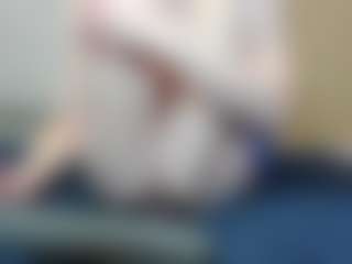 Live cam show with AmethystFoxx - Small Tits on CamClone