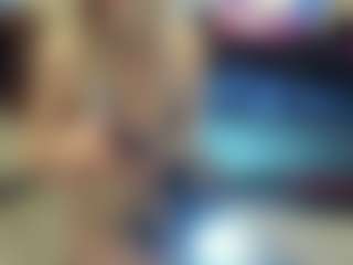 Live cam show with AmethystFoxx - Gape on Soda Cam