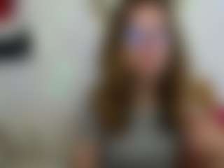 Live cam show with AnniBrown - Athletic Ebony on Soda Cam