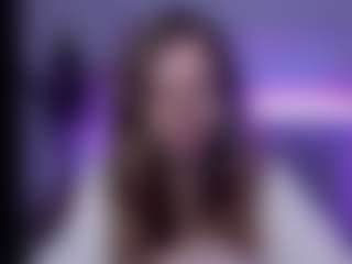 Live cam show with AnniBrown - Strapon on Dare Cams