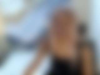 Live cam show with AuroraMilano - Big Cock on Camsoda