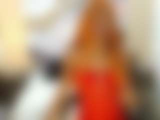 Live cam show with AuroraMilano - Grandpa on dropp.cam