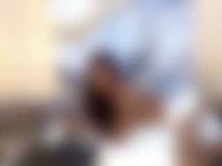 AuroraMilano's Live Sex Cam Show