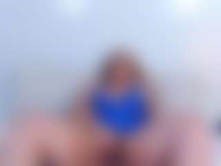 Live cam show with Brithanny-Thompson - New Big Ass on live18s.com