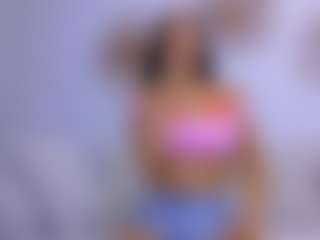 DiamondLuxe's Live Sex Cam Show