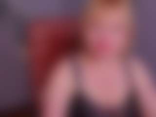 Live cam show with KiraSmiling - Pegging on liverealitysex.com