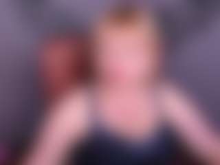Show de cam en vivo con KiraSmiling - Granny BBW en Camsoda