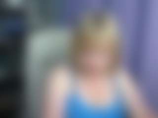 Live cam show with KiraSmiling - Blonde Hair on CamSodaAdn