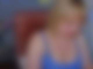 Live cam show with KiraSmiling - Pegging on TastyBlacksLive