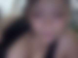 Lynzai6767's Live Sex Cam Show