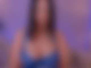 Live cam show with MaddisonLoweX - Striptease Young Adult on Ass Tok