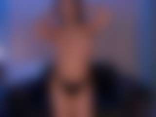 Live cam show with MaddisonLoweX - Full Nudity on StripNow