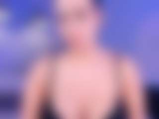 Live cam show with MaddisonLoweX - Full Nudity on Dolls Live