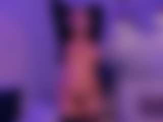Live cam show with MaddisonLoweX - Amateur on Hubzter Live