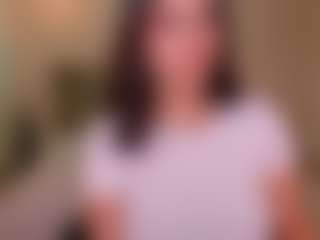 Live cam show with MaddisonLoweX - Average on xxxlivecams.org