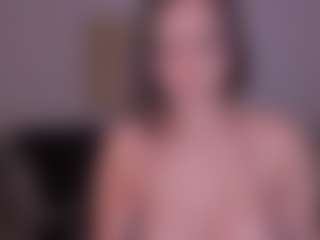 Live cam show with MaddisonLoweX - Brown Hair on infinitiblacc.com
