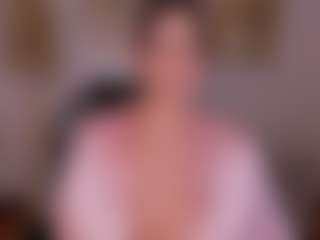 Live cam show with MaddisonLoweX - Brown Hair on Dare Cams