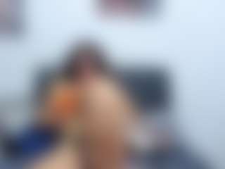 Live cam show with MarinaSouth - Toys on CamClone